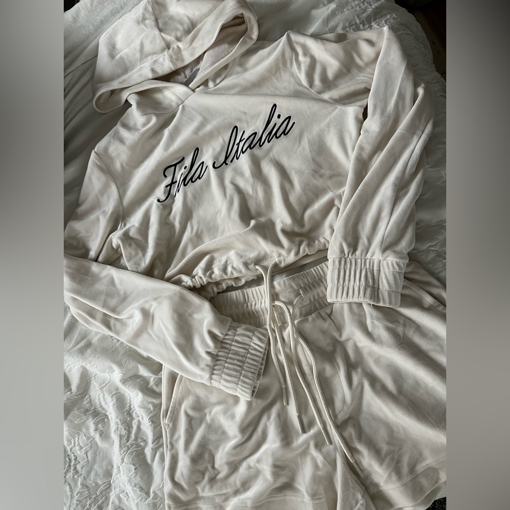 FILA off white velour sweatshirt / shorts set